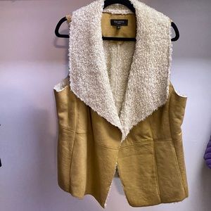 Talbots Vest with faux fur lining
